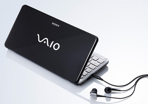 The VAIO P with its ANC earbuds.png